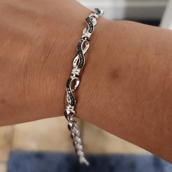 Black Diamond Infinity Bracelet in Sterling Silver (1/3 ct. tw.) - Picture 2 of 4